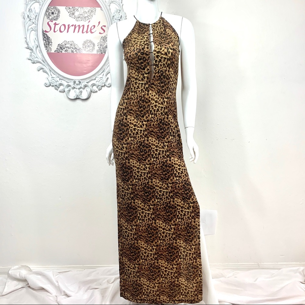 SABORA/Animal Print Plunge HalterTop Fitted Formal